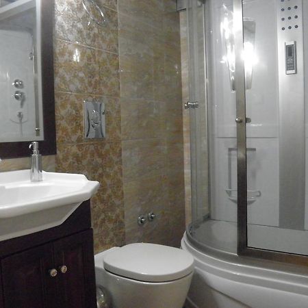 Aristotelis-Nikos Paramonas Studios Room photo